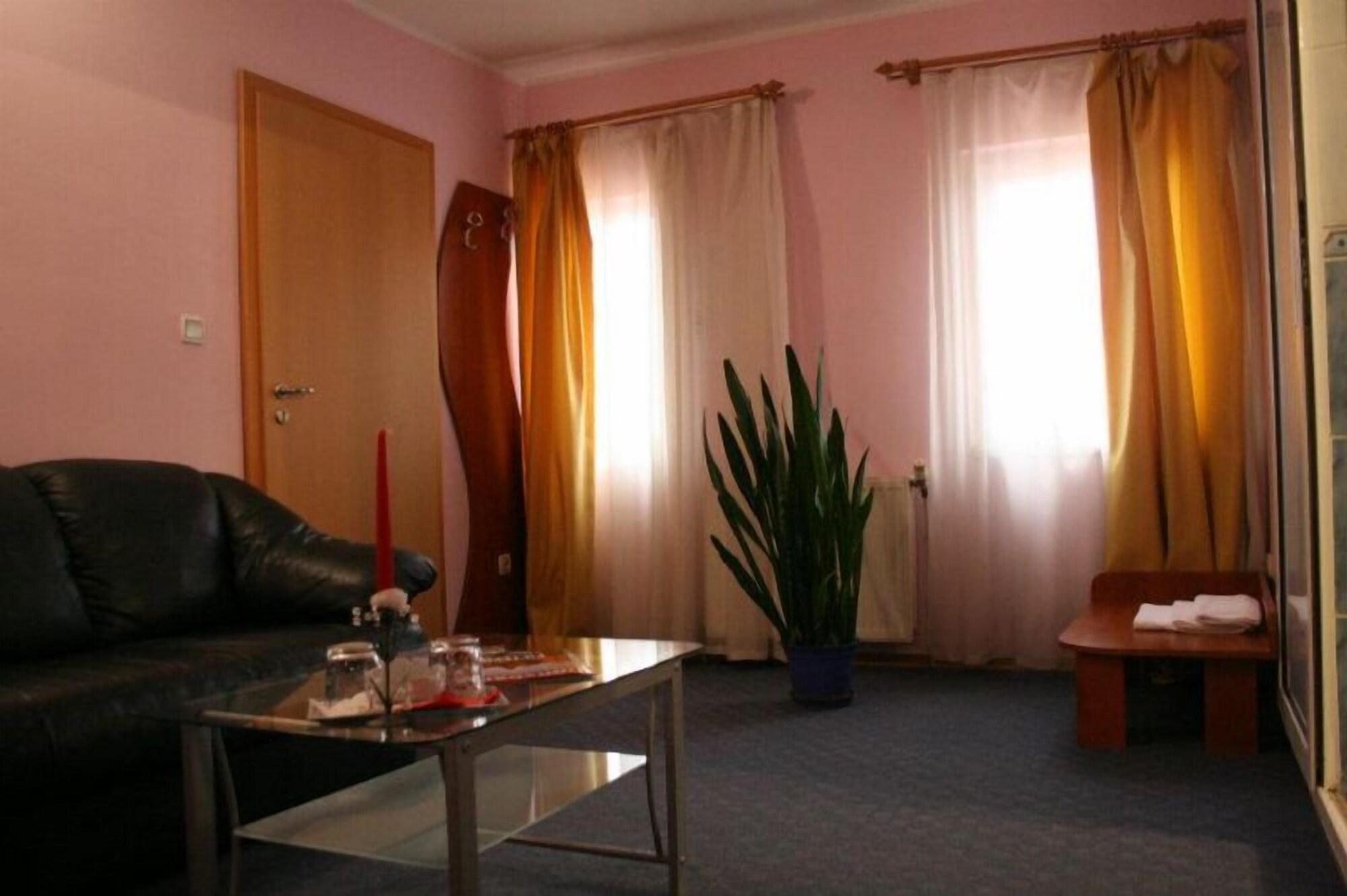 Hotel Adriatico Temesvár Kültér fotó