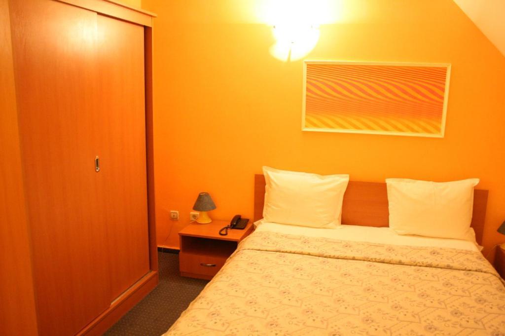 Hotel Adriatico Temesvár Kültér fotó